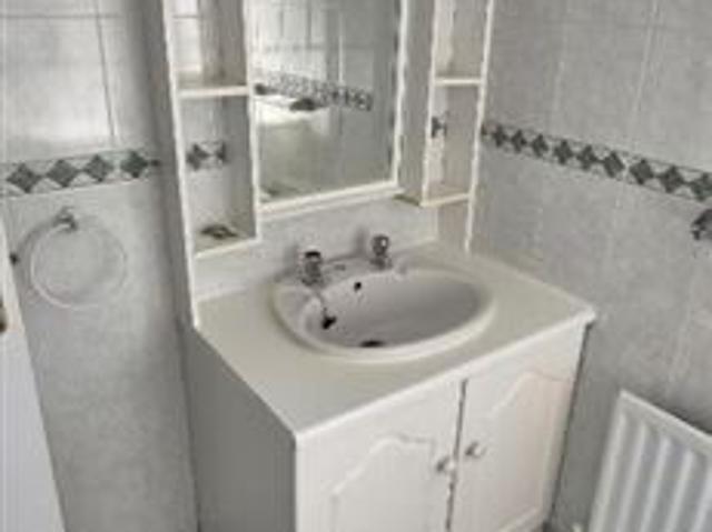 335,000 | 8 Shannon Lodge, Carrick On Shannon, Leitrim REA Brady 5009 MyHome. Ie Residential