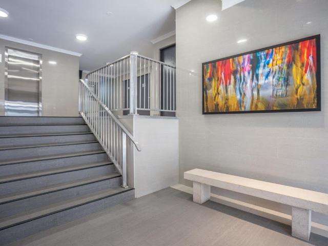 335 Cooper St. 1 Bedroom Apartment for Rent at 335 Cooper St, Ottawa, ON K2P 0G6 Centretown