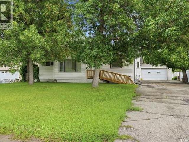 335 Broad Street, Lumsden, SK, S0G 3C0 house for sale | Listing ID SK041367 | Royal LePage