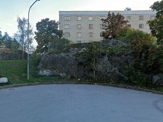 335 m2 kontor, lager uthyres i Västerort