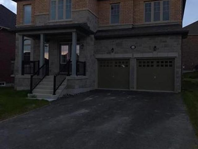 335 Reg Harrison Trail, Newmarket, ON, L3X 0M2 house for lease | Listing ID N13156 | Royal LePage