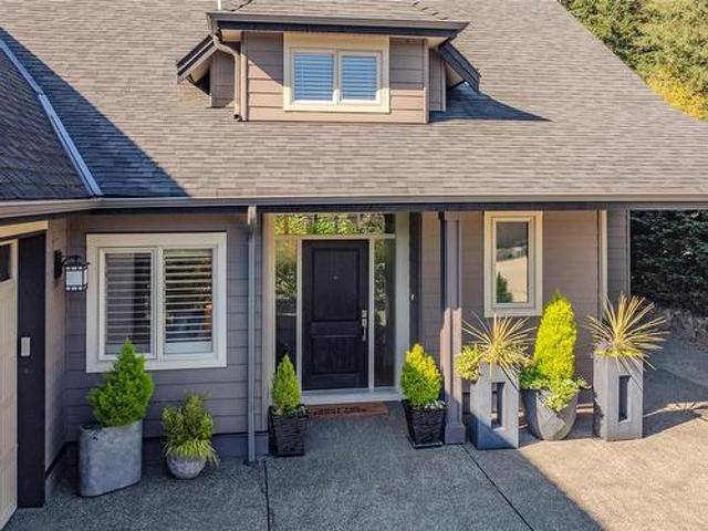 3360 Bradner Cir, Nanoose Bay, BC, V9P 9M5 Luxury House for sale | Listing ID 991323 | Royal LePage Carriage Trade Luxury Properties
