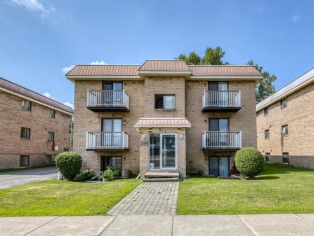 336 Boul. Samson, Laval Sainte Dorothée, QC, H7X 3C1 investment for sale | Listing ID 17463 | Royal LePage