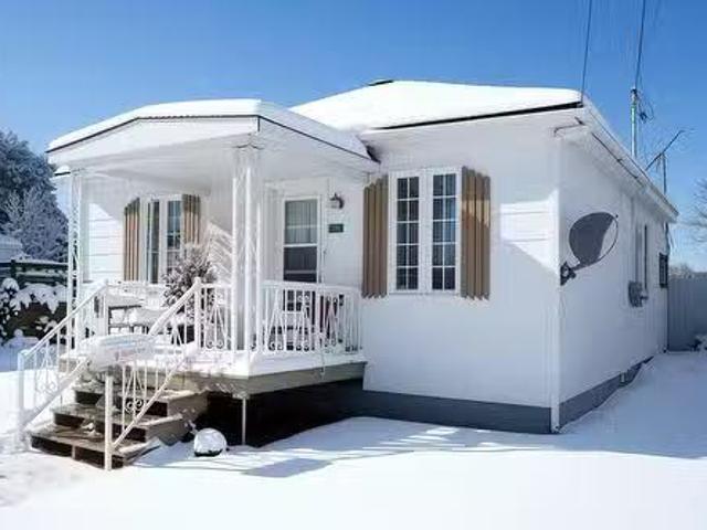 336 Mtée Ste Marie, Sainte Marthe, QC, J0P 1W0 house for sal.