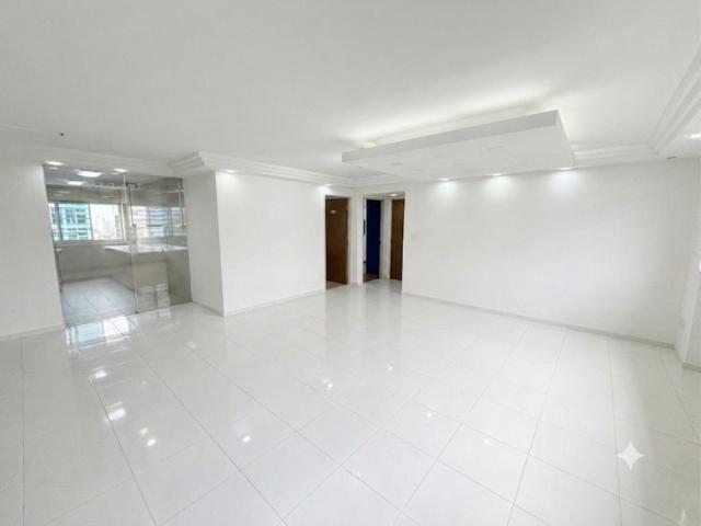 336 Woodlands Avenue 1 HDB Apartment For Sale, $558,000, 3 Bed 2 Bath 1,108 sqft $504.00 psf