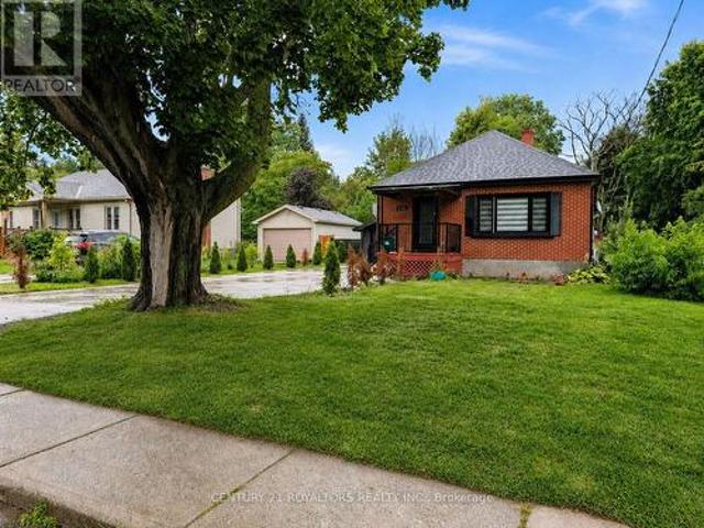 336 Victoria Street N, Woodstock, ON, N4S 6W7 house for sale | Listing ID X13707 | Royal LePage