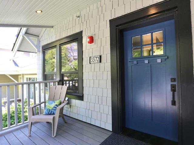 3372 FLEMING STREET, Vancouver, BC V5N 3V5 Duplex For Sale | RE/MAX | R3048