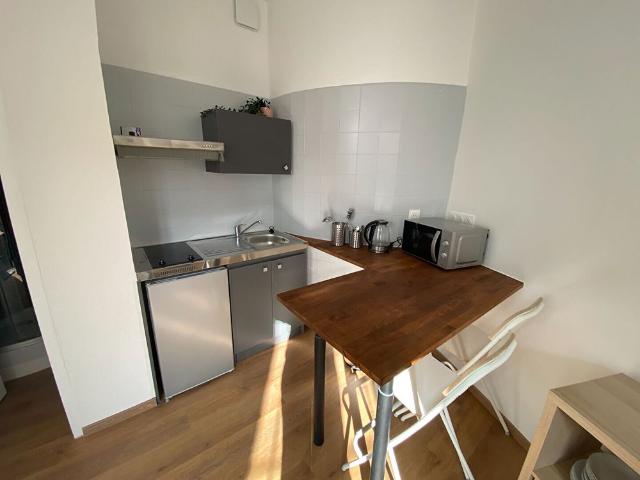 33800 BORDEAUX Appartement T1 bis à louer meublé
