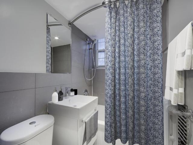 338 342 Donlands Ave. Studio Apartment for Rent at 342 338 342 Donlands Ave, Toronto, ON M4J 3S1 Todmorden Village