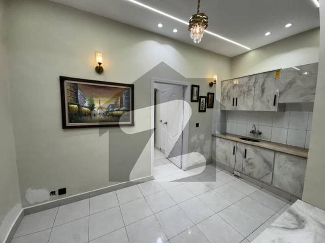 339 Sqft 1 Bed Modern Flat For Sale | H3 Block Johar Town Main Boulevard
