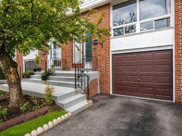 37 7500 Goreway Drive, Mississauga | For Sale @ $499,901 | Condos. Ca