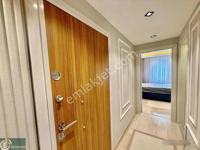 37.000 Tl Hazır Kiracılı+cadde Dibi Ulaşım'a Yakın Eşyalı 1+1