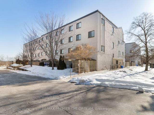 37 1016 Falgarwood Drive, Oakville | For Sale @ $499,000 | Condos. Ca