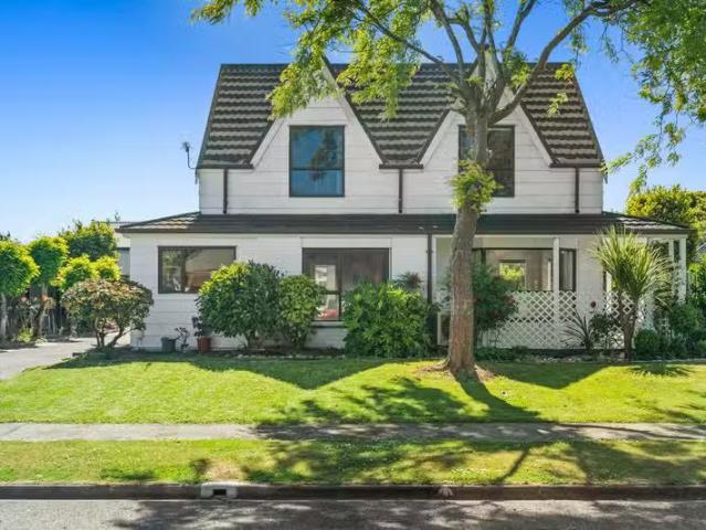 37 Townshend Crescent, Halswell, NZ 8025 House for Sale