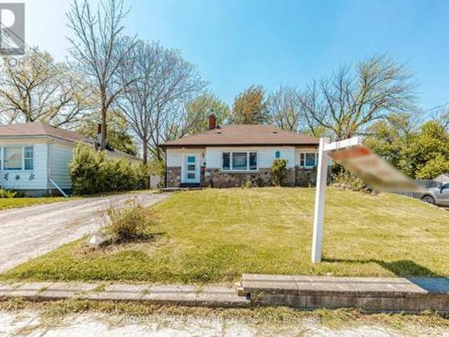 37 Warwick Road, Hamilton, ON, L8E 1Y5 house for sale | Listing ID X13144 | Royal LePage