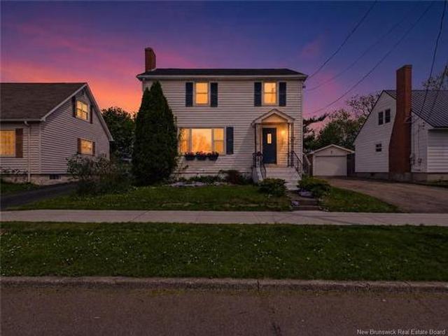 37 Wellington Ave, Moncton, NB, E1E 1W1 house for sale | Listing ID NB139774 | Royal LePage