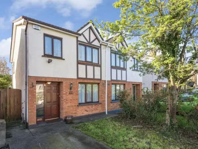 37 Woodford Park Road, D22 V0P0, Clondalkin, Dublin 22 is for.