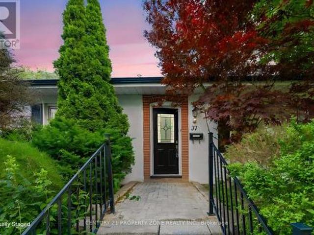 37 Adanac Drive, Toronto, ON, M1M 2E5 house for sale | Listing ID E13551 | Royal LePage