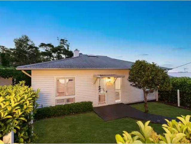 37 Barnhill Road, Terrigal House for rent Listed by Brielle D.