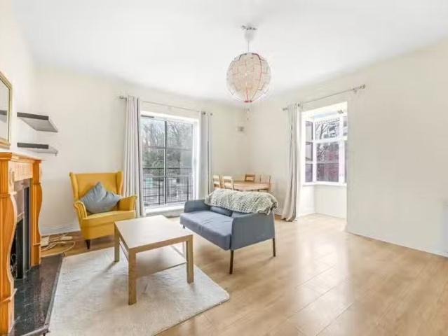 37 Bow Bridge Place, Irwin Street, Kilmainham, Dublin 8, DO8 C.