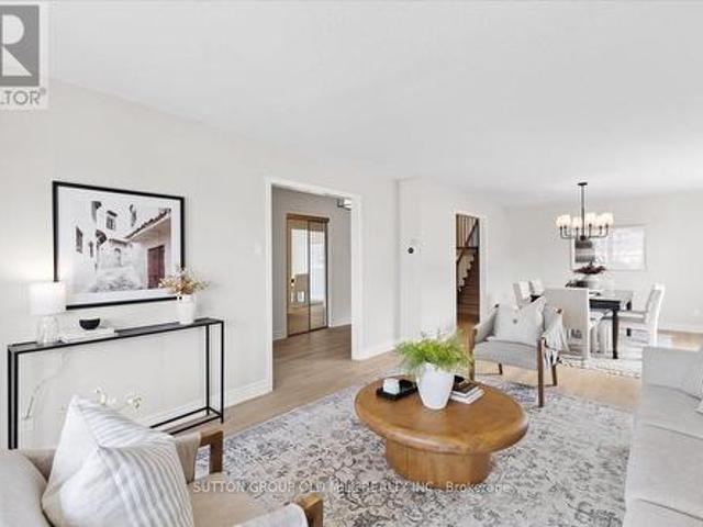 37 Brandy Crescent, Vaughan, ON, L4L 3C5 house for sale | Listing ID N13467 | Royal LePage
