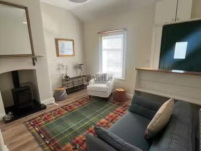 37 Coldwell Street, Dun Laoghaire, Co. Dublin is for rent