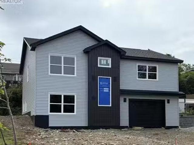 37 Cliffside Avenue, Conception Bay South, NL, A1W 4G6 house.