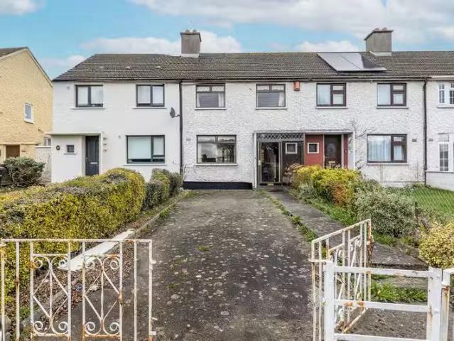37 Glasanaon Road, Finglas, Dublin 11, D11C9H6 is for sale