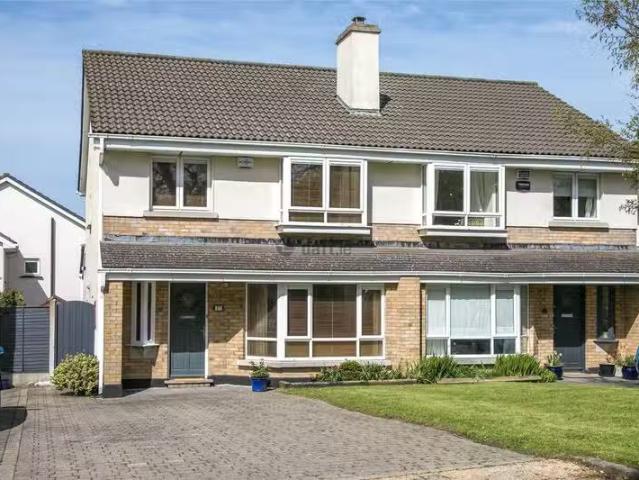 37 Grangefield, Ballinteer, Dublin 16 is for rent