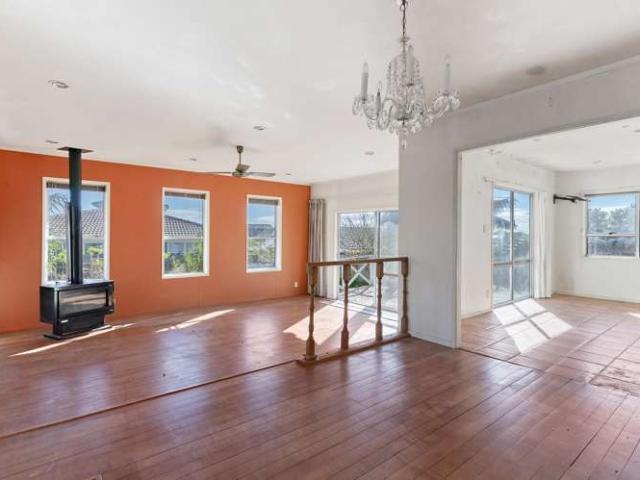 37 Himalaya Drive, Half Moon Bay, Manukau City
