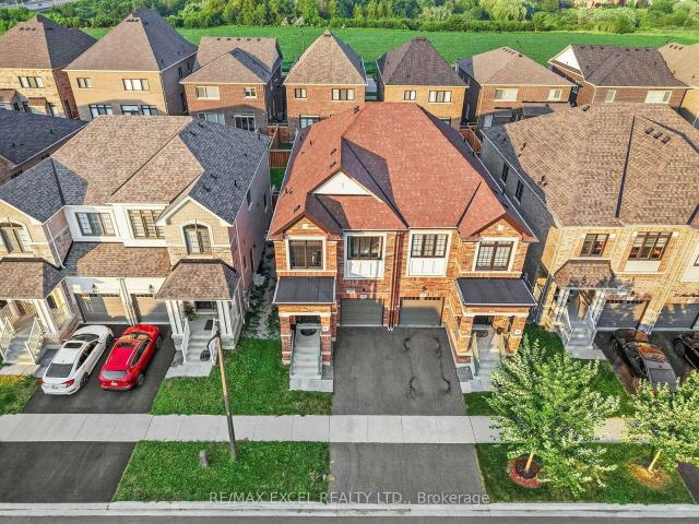 37 Macpherson Street, Whitby | 4Beds/4Bath, Townhouse, $3,650/mo | Condos. Ca