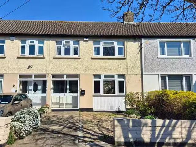 37 Moatfield Avenue, Coolock, Dublin 5, D05A3T9 is for sale