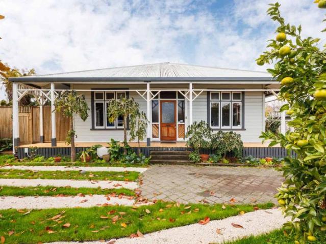 37 Morris Street, Hokowhitu, Palmerston North City For Sale