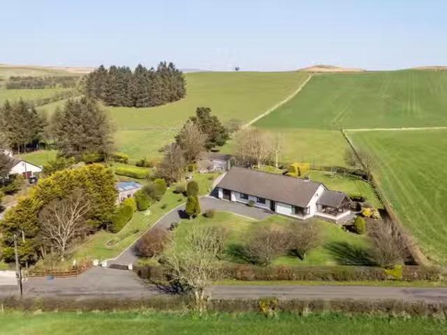 37 Old Ballybracken Road