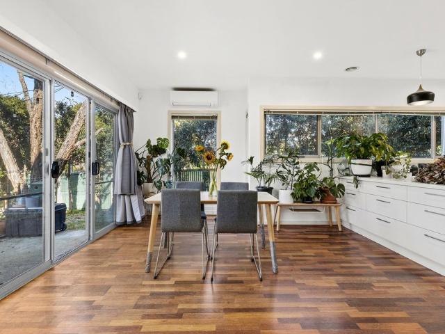 37 Outhwaite Road, Heidelberg Heights VIC 3081