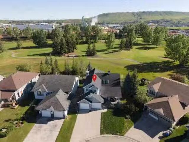 37 Riverview Close, Cochrane, AB, T4C 1K7 house for sale Li.