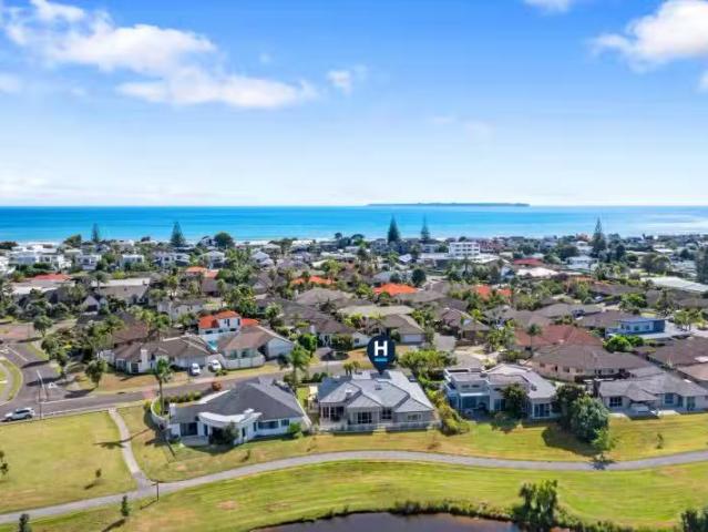 37 Santa Maria Key, Papamoa, Tauranga