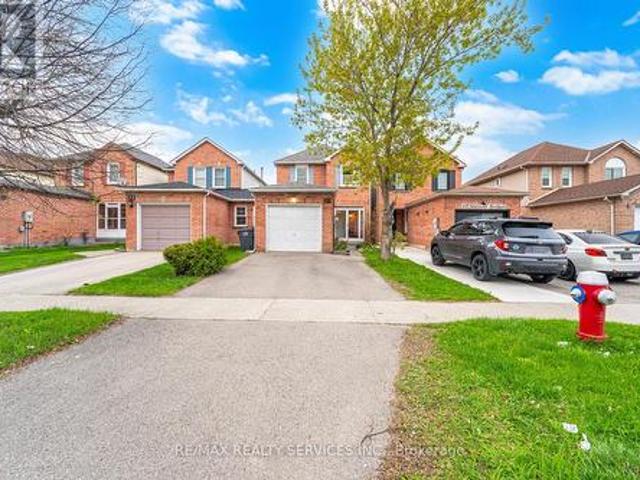 37 Solway Avenue, Brampton, ON, L6Z 4E4 house for sale | Listing ID W13554 | Royal LePage