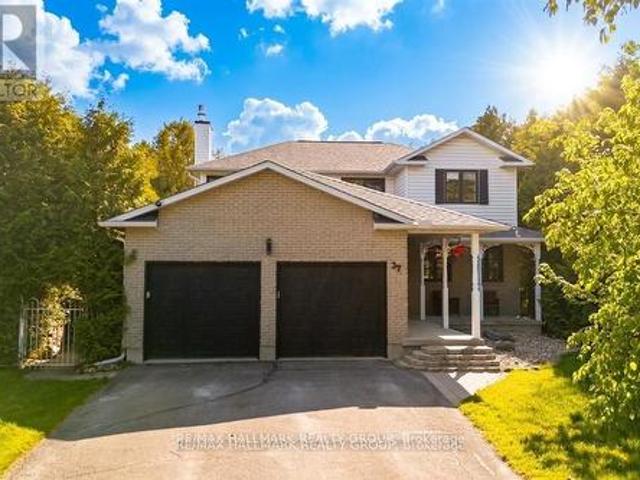 37 Stitt Street, Ottawa, ON, K2S 0R5 house for sale | Listing ID X13487 | Royal LePage