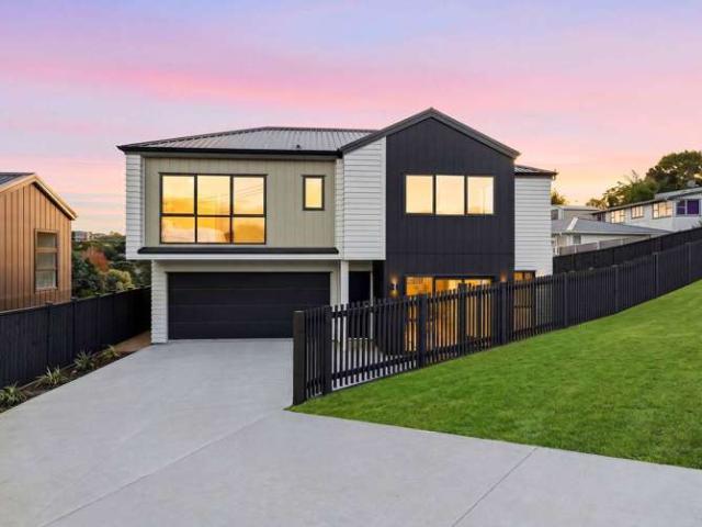 3/7 Sycamore Drive, Sunnynook, North Shore City