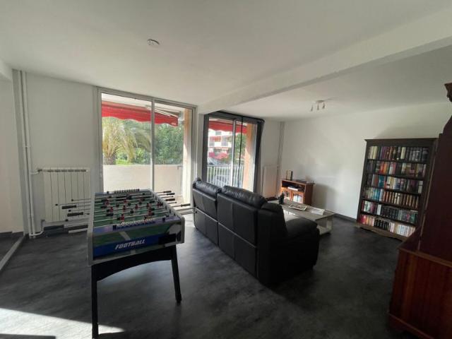 34070 montpellier appartement 3 chambres, en parfait etat, cave et parking