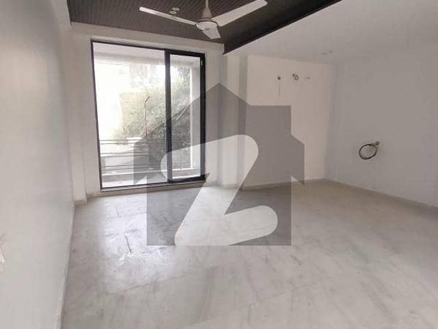 3400 Sq Ft Office Available For Rent In Gulberg