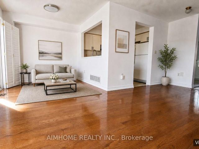 340 Kittridge Road, Oakville | 3Beds/2Bath, Townhouse, $3,600/mo | Condos. Ca