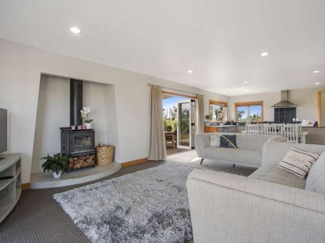 340 Omokoroa Road, Omokoroa, Western Bay Of Plenty