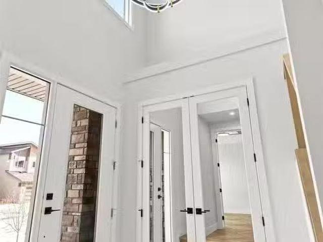 340 Roberts Wynd, Leduc, AB, T9E 1P8 house for sale Listing.