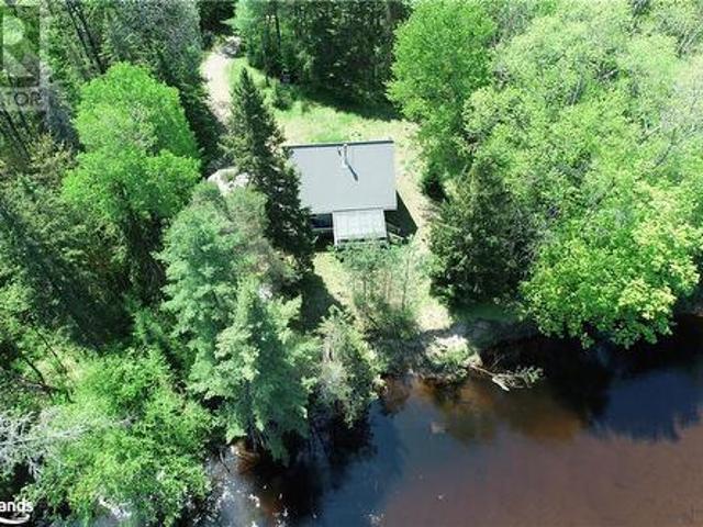 341 Old North Road, Huntsville, ON, P1H 2J4 house for sale.