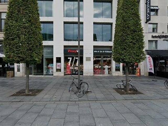 341 m2 office space for rent in Stad Antwerp