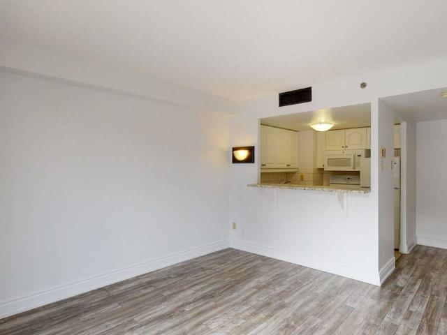 341 MacLaren St. 1 Bedroom Apartment for Rent at 341 Maclaren St, Ottawa, ON K2P 2E2 Centretown