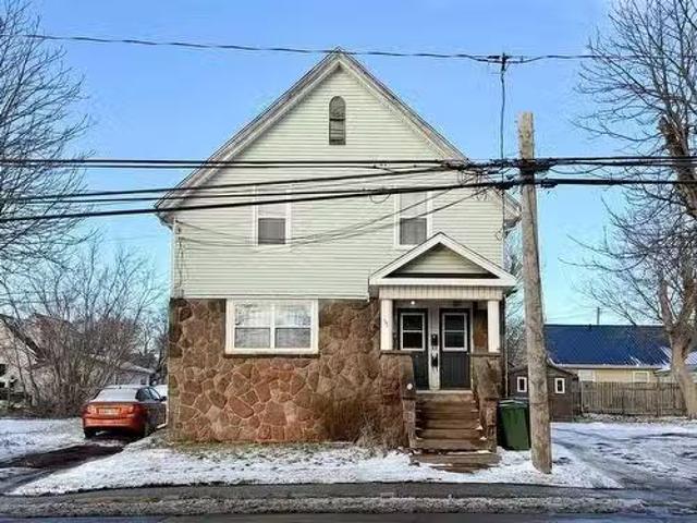 341 Notre Dame Street, Summerside, PE, C1N 1S4 house for sal.