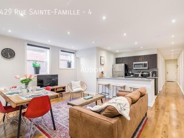 3429 Rue Sainte Famille 4